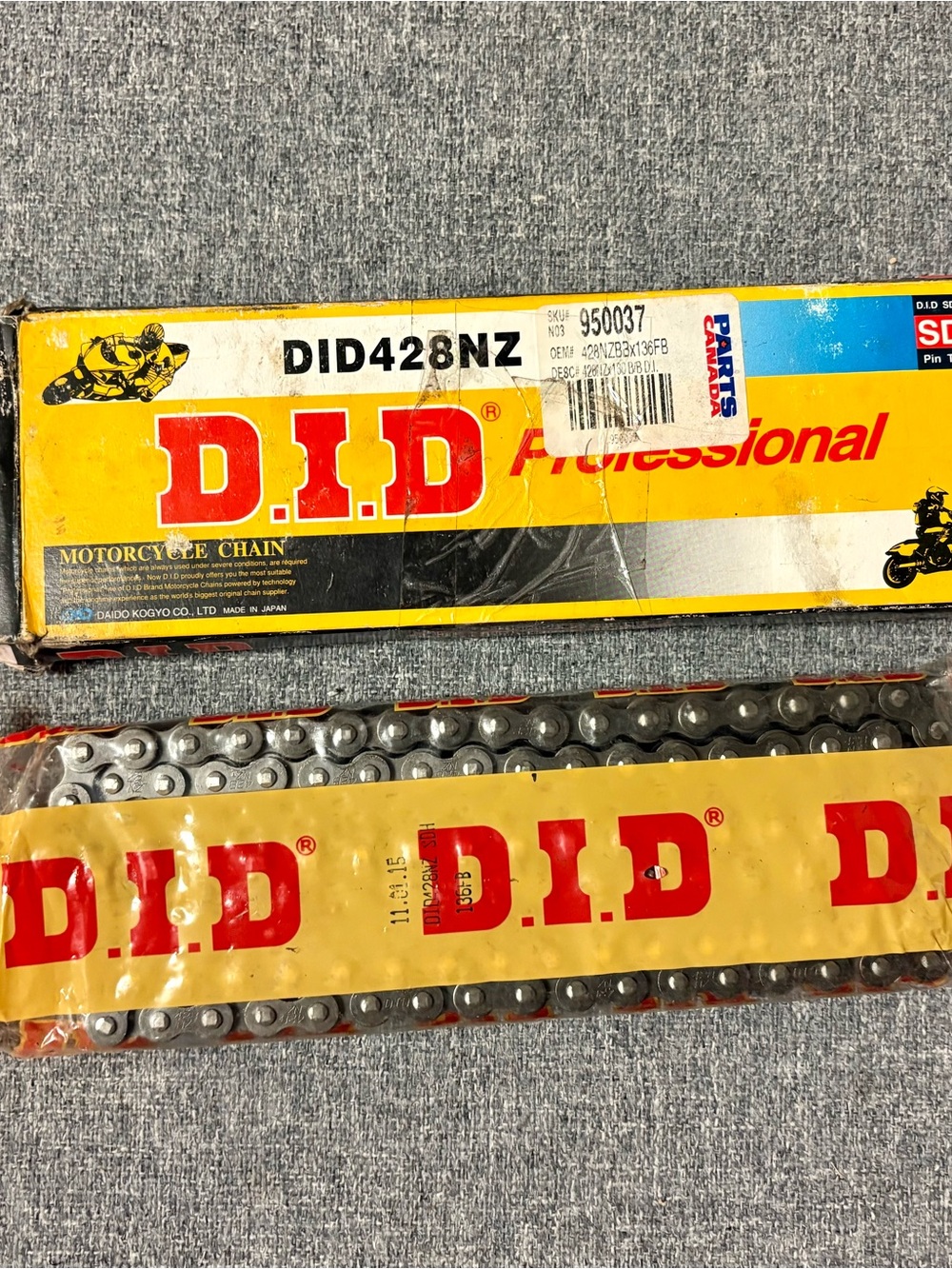 D.I.D Motorcycle Chain DID428NZ - Yellow/Red Packaging